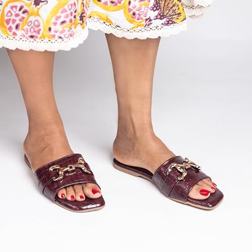 Womens-Flat-Slide-Sandals-Square-Open-Toe-Slides-With-Metal-Chain-Fashionable-Slides-With-Soft-Leather-Bow-Knot-Slippers-for-Summer-Comfort-Walking-With-Classic-Shoes