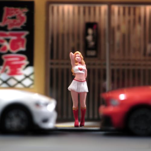 Figurine miniature 1/24 fille aux cheveux bouclés jaunes et bottes rouges AMITD