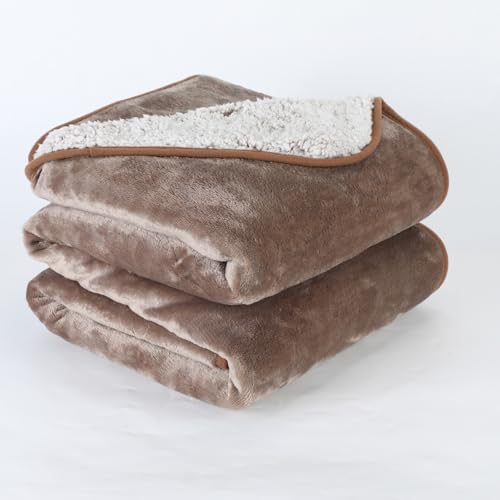 PETTOM Hundedecke Flauschig, wasserdichte Hundedecke 127 x 100 cm, Hunde Decke Sofa, Fleecedecke Hund, Katzendecke Waschbar Braun