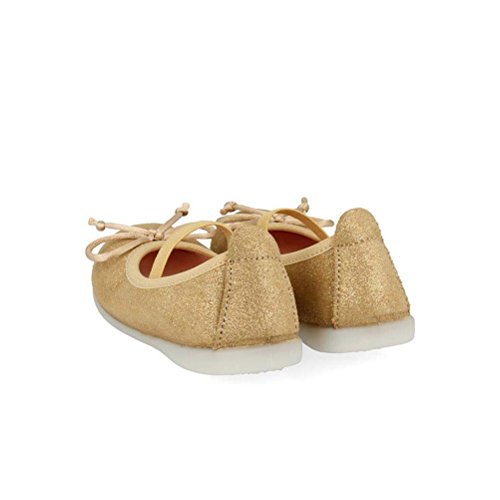 Manoletinas doradas Gioseppo Sylvie 39613, el calzado ideal para días de fiesta infantiles 3