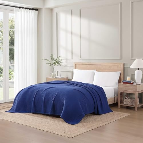 Image of Tommy Hilfiger - King Cotton Blanket, Woven Channel Stitched Bedding, Medium Weight Soft Blanket, Anti-Pilling & Fade Resistant, Ideal for Layering, Oeko-TEX Certified (Blue)