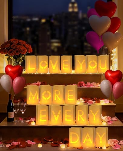 Lettres lumineuses et sacs de lumière pour demande en mariage