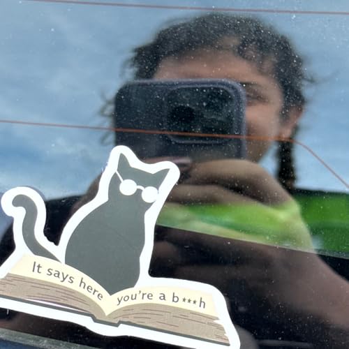 35. Beatrice wakes up because it&rsquo;s Monday!!!!! / Henry&rsquo;s physical aversion to Bob copertina