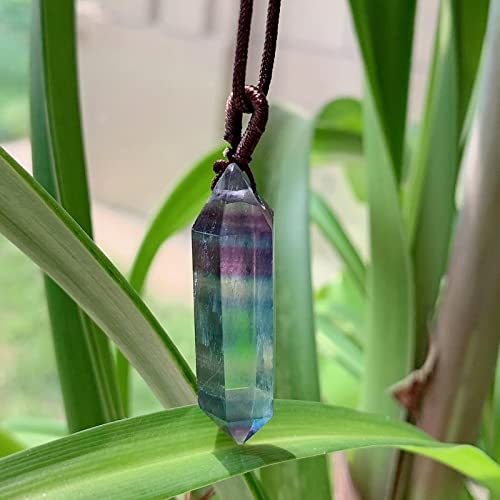 Collana con ciondolo in cristallo di Fluore minerale grezzo