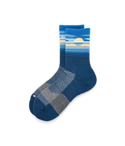 Image of Feetures Elite Light Cushion Mini Crew Sock - Sport Sock with Targeted Compression