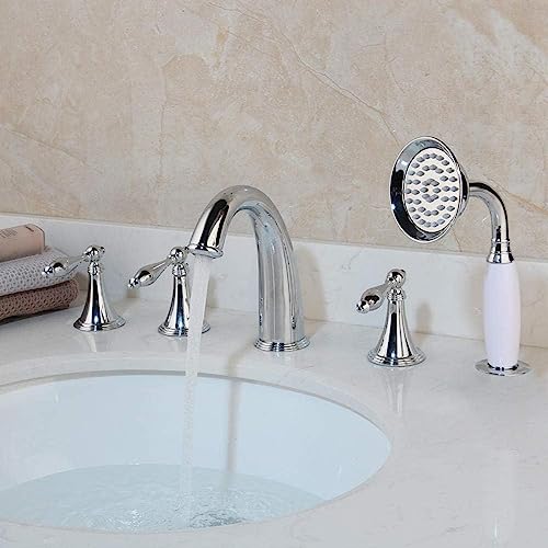 Robinet de baignoire cascade pour rénovation de salle de bains familiale avec douchette