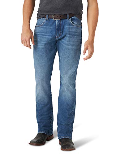 Image of Wrangler Men's Retro Slim Fit Straight Leg Jean