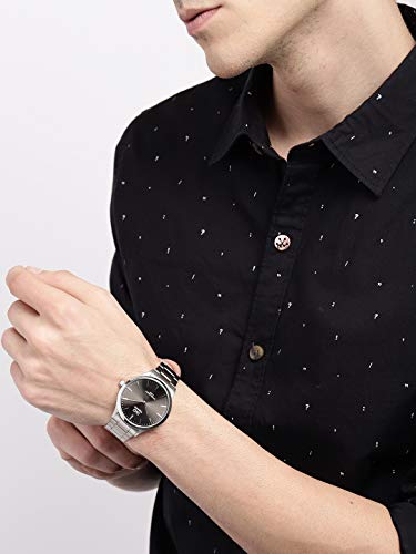 Image of Q&Q Men Black Analogue Watch S278J212Y