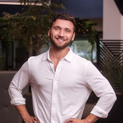 Noah Loul Share 6 Proven Advantages of Using AI Agents in Sales