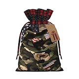Uso di lunga durata: questo sacchetto regalo con coulisse con stampa di bandiere americane Camo è realizzato in poliestere, può resistere all'usura quotidiana, in modo da poterlo riutilizzare per regalare, conservare o anche come piccola borsa per piccoli oggetti essenziali.