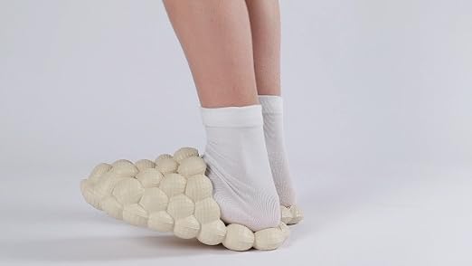 YONMOTTO Beige Bubble Slides