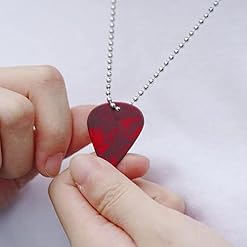 Collier ras du cou avec pendentif médiator de guitare pour homme et femme - Les Beatles, Paul McCartney, John Lennon, RIngo Starr, George Harrison Collier ras du cou avec pendentif médiator de guitare pour homme et femme – Image 3