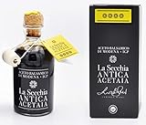 ⌛ ENVEJECIMIENTO: Añejado en 16 botellas de Enebro, tiene una acidez máxima del 6% y presenta un delicado equilibrio entre suavidad y frescor. Además, la botella de 250 ml está equipada con un tapón dosificador de corcho.