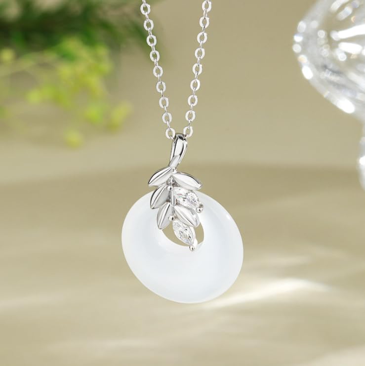 Collier S925 argent et pierre de calcédoine, le cadeau idéal pour gâter dames et filles