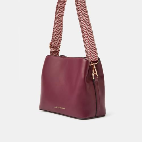 Accessorize sling bag – image 3