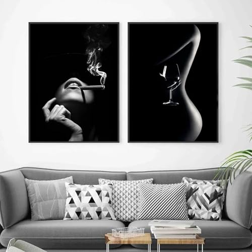 Affiche fille qui fume pour salon moderne grand tableau décoration murale monochrome chic