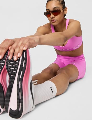 Image of Nike Women's One High-Waisted 8 inch Bike Shorts With Pockets