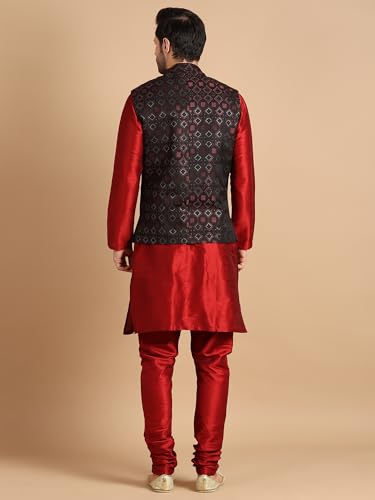 Image of men's Silk Blend Kurta Pejama & Waistcot Set