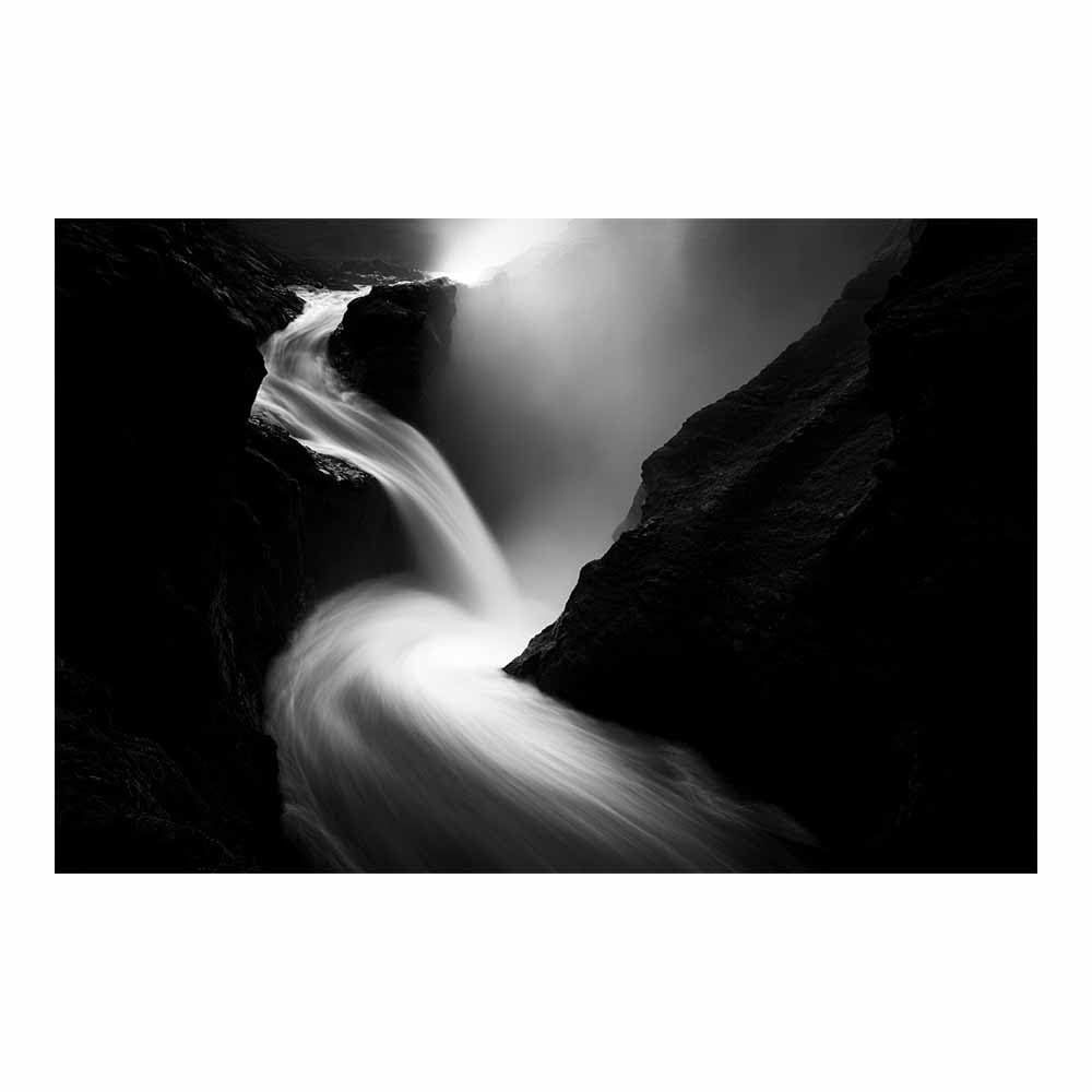 HOQIU Black And White Canvas Pictures Monochrome Waterfall prints for walls, canvas wall art, for Living Room Bedroom Bathroom Home Office Wall Decoration(Multicolor)-70x100cm Unframed