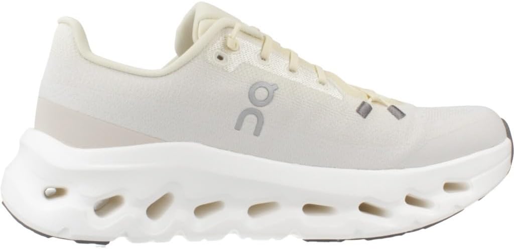 On Women's Cloudtilt Sneakers - Image 4
