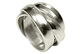 ELEGANTES UND AUSSERGEWÖHNLICHES DESIGN: Dieser Ring ist Ihr neuer Alltagsbegleiter und lässt sich perfekt mit anderen Schmuckstücken aus dem SILBERMOOS-Sortiment kombinieren