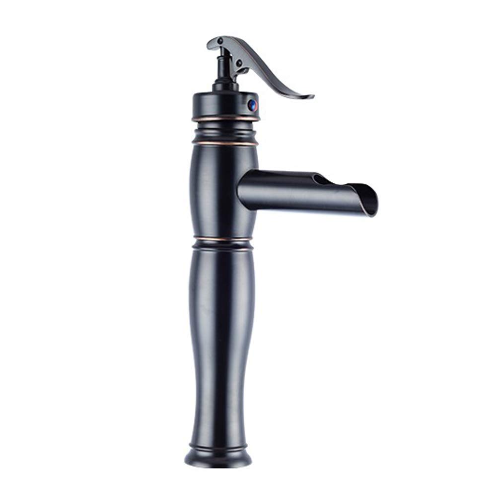 Robinet cascade en laiton vintage pour moderniser un meuble lavabo de salle de bain