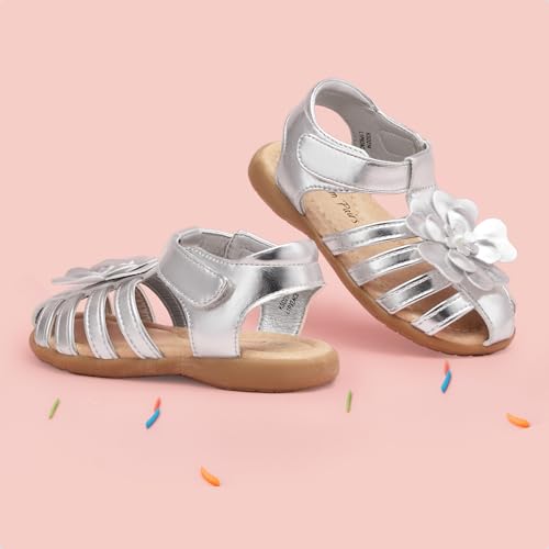 Image of DREAM PAIRS Girls Toddler /Little Kid Closed-Toe Flower Summer Dress Sandals Shoes