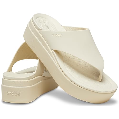 Image of Crocs Women's Brooklyn Platform Flip Flops