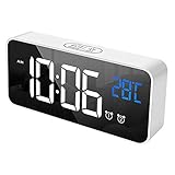【Control por voz】: El reloj de dormitorio recargable se puede utilizar con control por voz. Cuando el despertador LED funciona sin cable de alimentación, la pantalla se apaga automáticamente después de 8 segundos. Cuando el entorno circundante alcance los 90 DB o toque el escritorio, el reloj se encenderá automáticamente. Ahorre energía y duerma mejor por la noche.