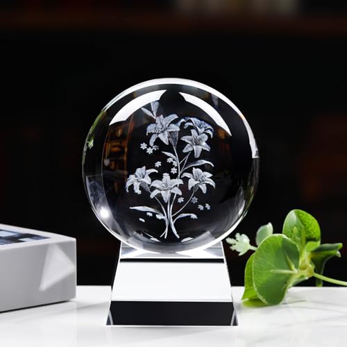 Pleadeliy 癒しのクリスタル 水晶玉 K9クリスタルボール 内部彫刻 百合の花束 祈念・ペット供養 インテリア・写真撮影小物 ギフトボックス クロス カード付き