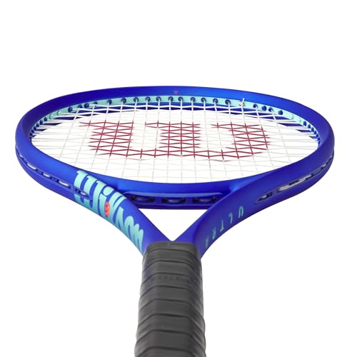 Wilson Ultra 100L V5 in action on court