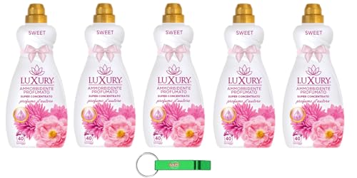 Luxury Ammorbidente Sweet, ammorbidente concentrato, detersivo liquido per bucato, 40 lavaggi, 900 ml + portachiavi Beni Culinari
