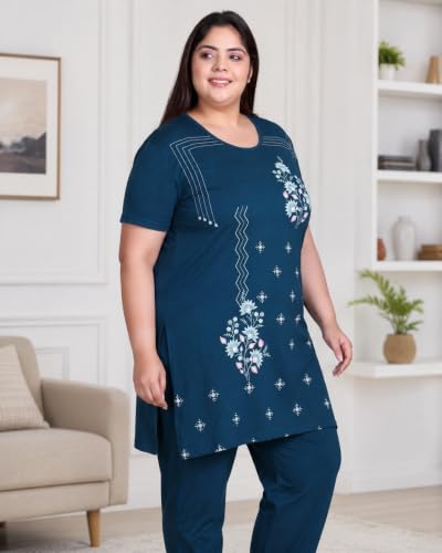 Image of In Love Women's Plus Size Printed Cotton Long-Line T-Shirt with Pocket | Cotton fabric - soft longline T-shirt with easy plus-size fit