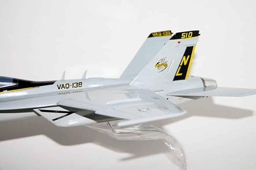 Miniatura 4 de VAQ-138 Yellow Jackets 2010 EA-18G Modelo Growler, azul marino, escala 1/40 (18"), caoba