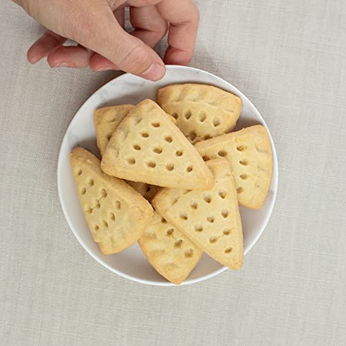 Image of Walkers Butter Shortbread Biscuits Triangles | Classic Scottish Shortbread Cookies | Eggless, No Added Preservatives, No Artificial Colors or Flavours, 5.3 oz / 150g