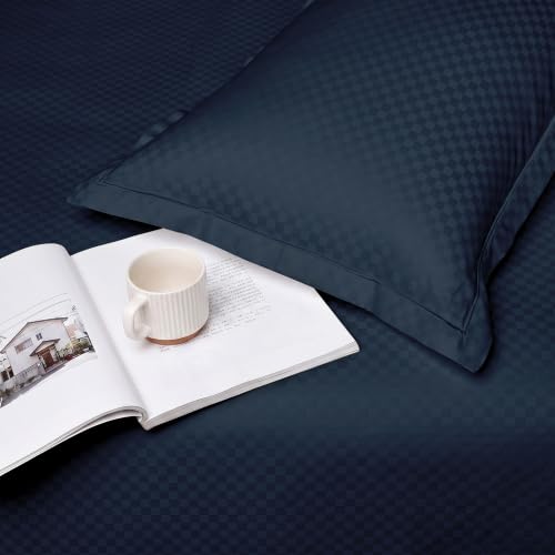 Image of Story@Home Luxe King Size Fitted Bedsheet with 2 Pillow Covers | 500 TC Egyptian Cotton Compact Yarn | 182 x 198 cm | Fits Up to 12 Inch Mattress | Checkered Jacquard | Med Blue | Gift Packaging