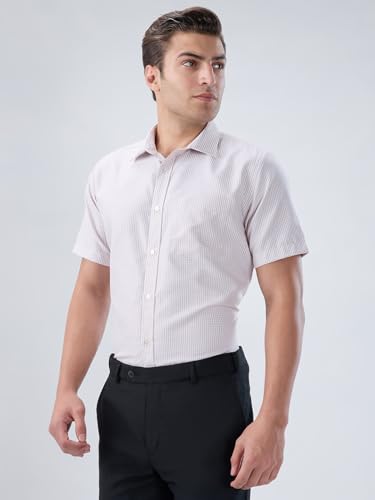 Image of Park Avenue Men Regular Fit Checks Pattern Polyester Blend Semicutaway Collar Half Sleeve Formal Shirt