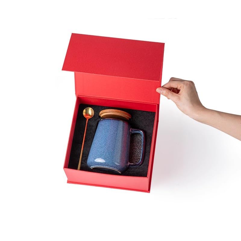 Thé l'après-midi authentique avec la tasse à eau rétro NEBE pour table de salon