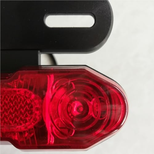 Feu arrière de moto 12V avec clignotant intégré pour un éclairage arrière optimal - 4