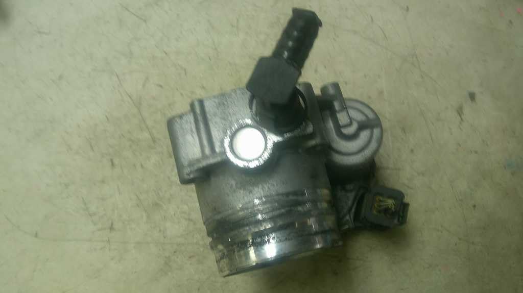 Throttle Body Module Fits 12-18 Compatible with BMW 320i A2C83786800