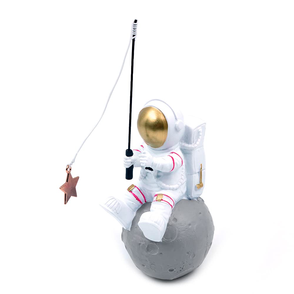 WANGCL Astronaut Statues - Image 3