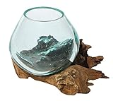 Zum Reinigen kann das Glasteil problemlos abgenommen und wieder aufgesteckt werden. Kleine Luft- oder Partikeleischlüsse im Glas, sowie Schlieren oder kleine Kratzer sind durch die Handarbeit herstellungsbedingt.