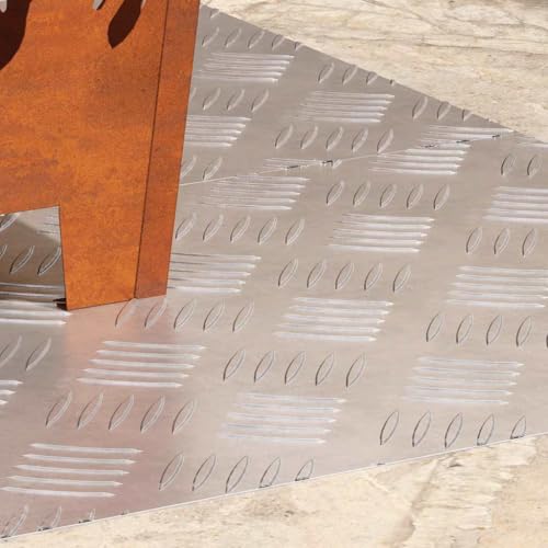 Alfombrilla de aluminio de diseño moderno y color plateado para peldaños 5