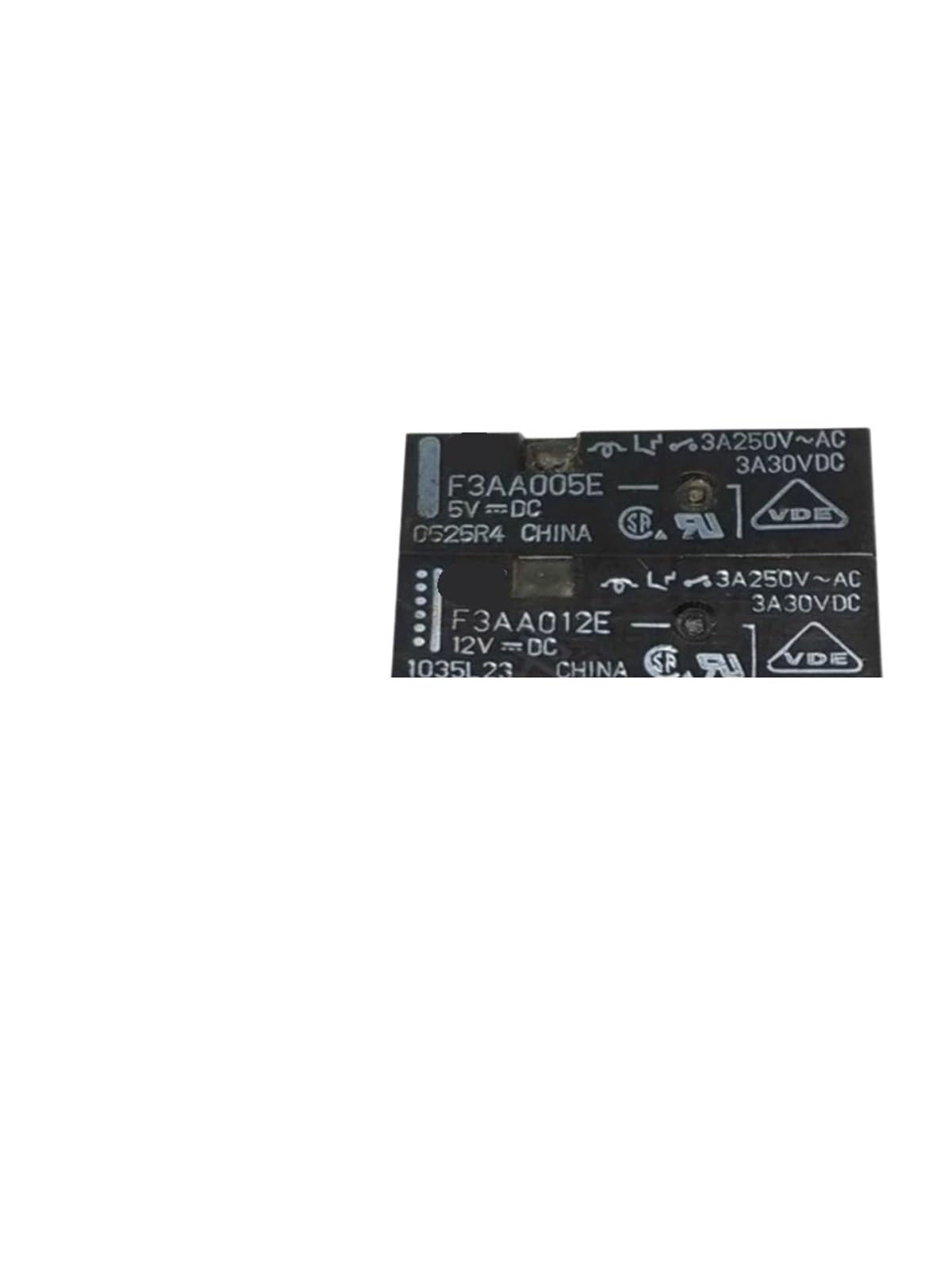 Relé F3AA024E para solucionar fallos de encendido en módulos de climatización e inversores solares