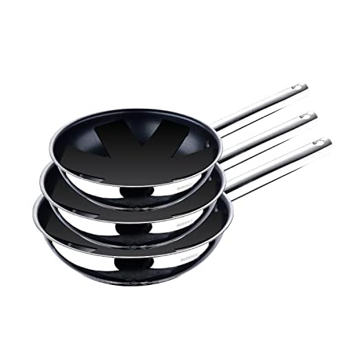 BERGNER Gourmet | Juego de Sartenes Antiadherentes de 20, 24 y 28cm con Protectores | Fabricadas en Acero Inoxidable | Mango Ergonómico | Menaje de Cocina | Resistentes y Para Todo Tipo de Cocinas