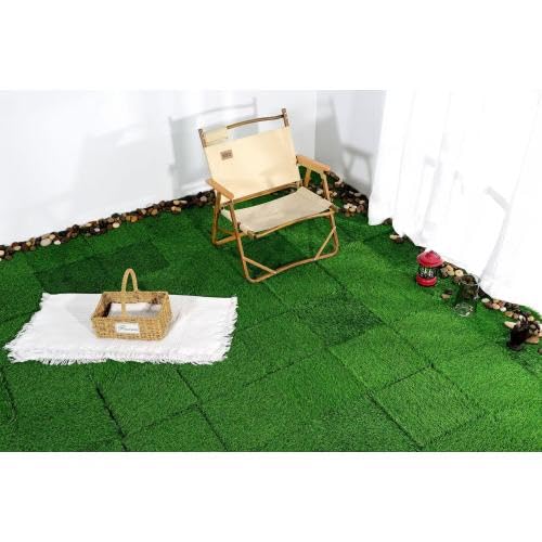 Set di 36 piastrelle di prato artificiale, 30 x 30 cm, piastrelle per terrazze e tappeto per esterni, morbido prato artificiale per balconi, terrazze e animali domestici, colore verde