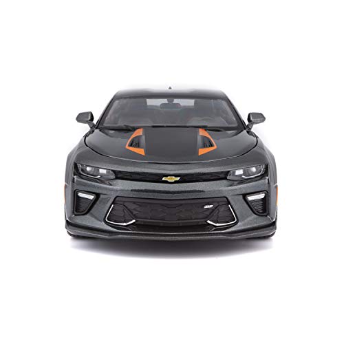 Image of Maisto 1:18 SE 2017 50th Anniversary Chevrolet Camaro (Metallic Gray)