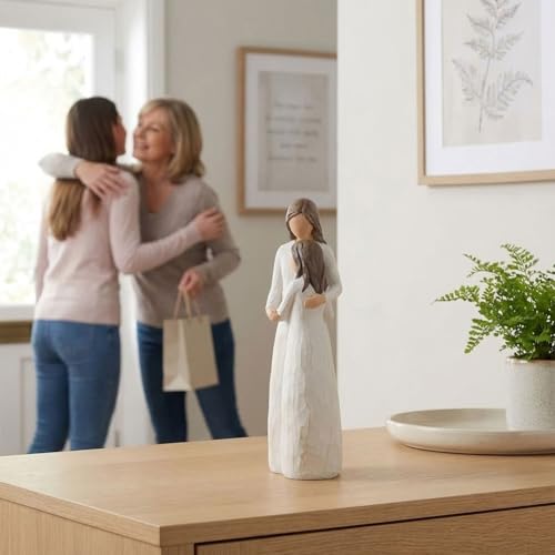 Figurilla madre e hija pintada a mano en resina crema miniatura 5