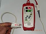 masimo tragbare SpO2 Pulsoximeter Baujahr 2009 mit Display, Akku Fach mit Akku, klappbare Standfuß, abnehmbare Schale aus spezielle Gummi und Fingersensor mit Tragriemen