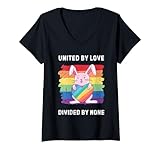 Photo Gallery donna lgbtq bandiera rabbit pride month united by love divided by none maglietta con collo a v Photo Gallery donna lgbtq bandiera rabbit pride month united by love divided by none maglietta con collo a v